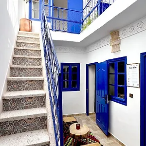 https://couloirs-de-la-medina.marrakeshhotelsmorocco.com