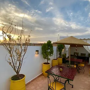 https://riad-iklil-77.marrakeshhotelsmorocco.com